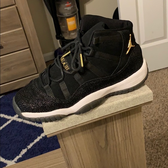 Retro 11s - Picture 1 of 1